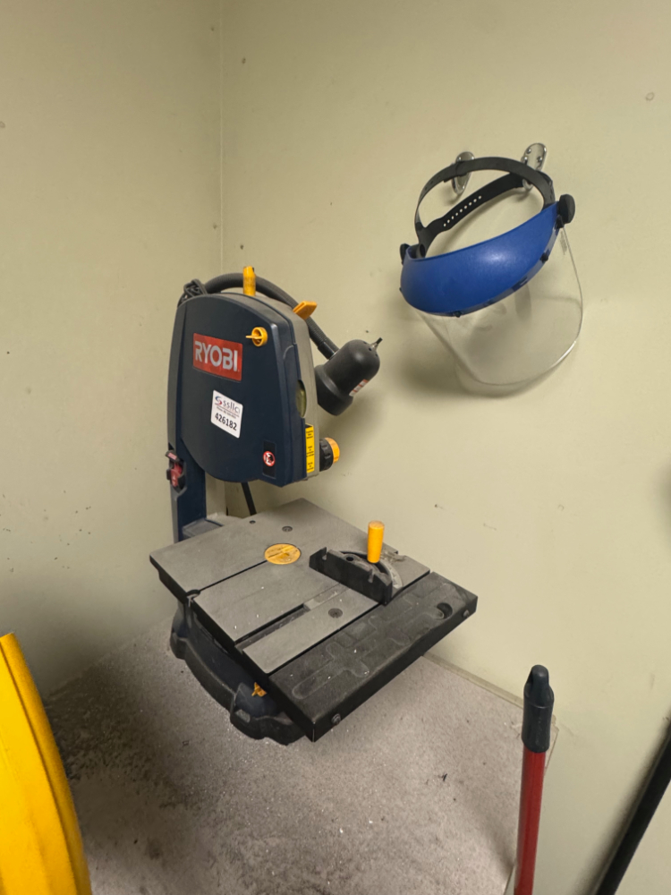 Image of Ryobi BS903 9" Band Saw